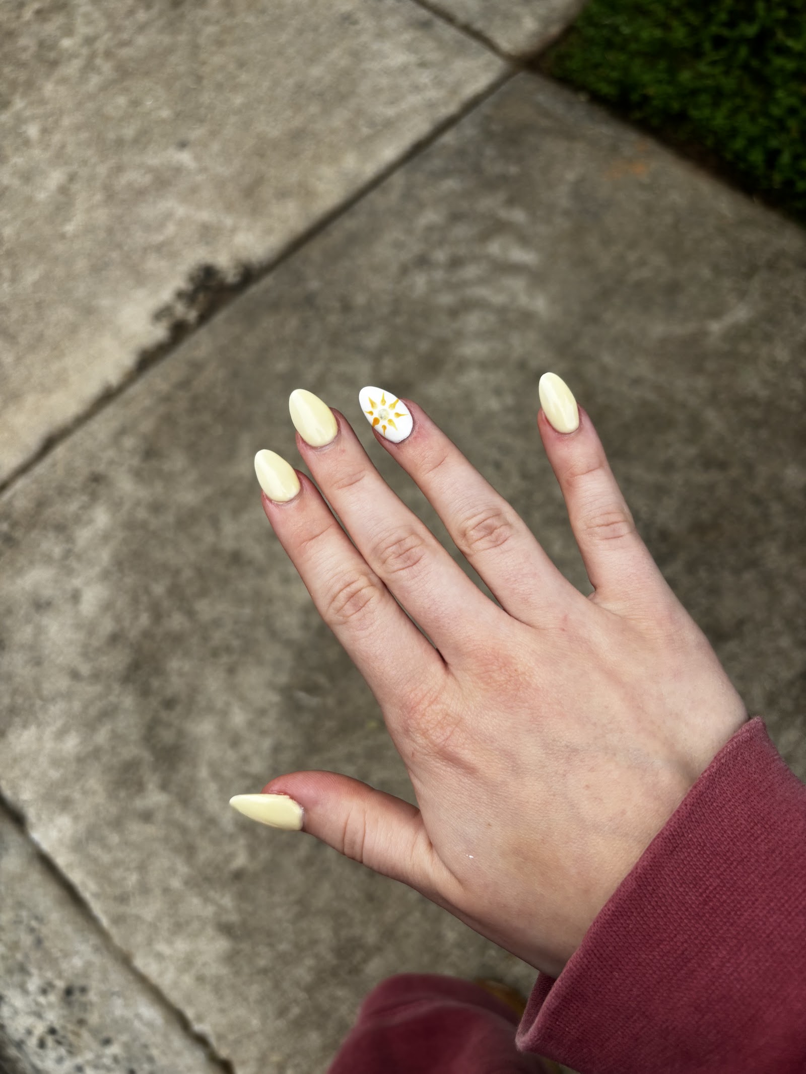 LEE NAILS SPA & BAR nail photo 1